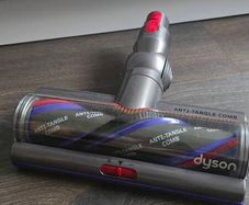 Dyson brush
