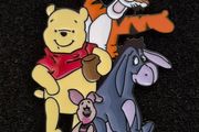 Winnie the pooh, pin back badge.