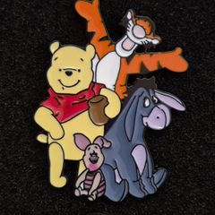Winnie the pooh, pin back badge.