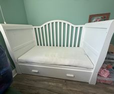 Mothercare BR Baby cot and bed