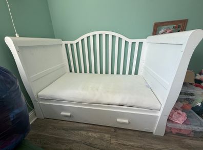 Mothercare BR Baby cot and bed