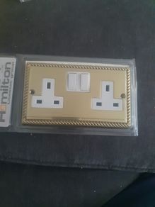Classic Polished Brass Rope Edge Double Plug Socket from Hamilton Litestat Group with On/Off Switch x One