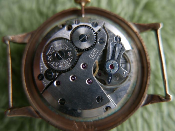 Vintage 1923 Dowel Deluxe 9ct Solid Gold Gents Wrist Watch - 17 jewels Antimagnetic Swiss Made(engraved Esso 1923) in working order