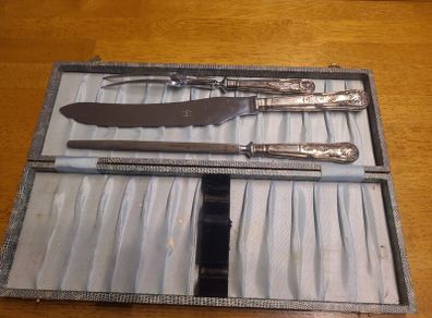 Newbridge Silverware Silver plated Carver set