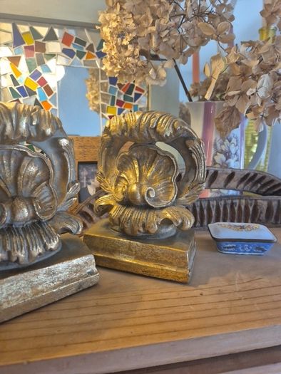 Decorative Gilt