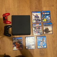 PS4, remotes and 7 games