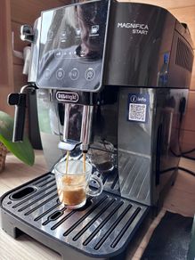 DeLonghi Magnifica Start Coffee Machine one Month Old