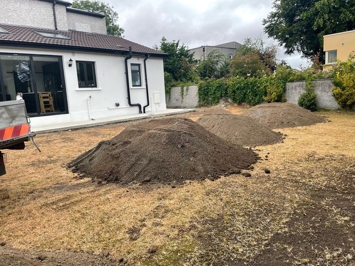 sand,stone,topsoil,pebble,gravel,stone