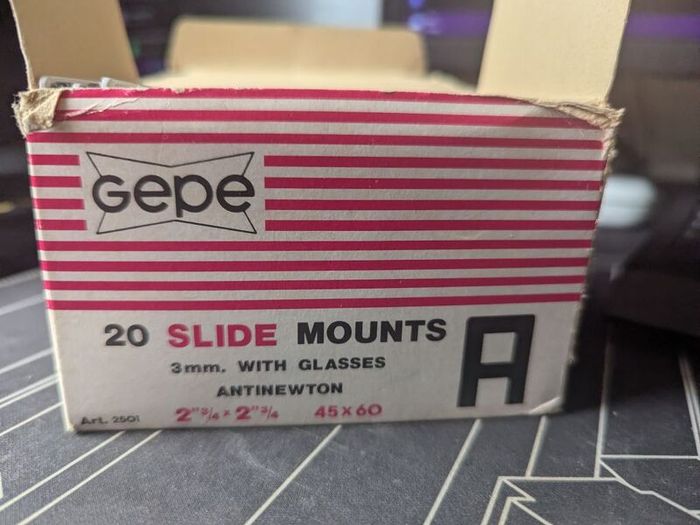 Medium format slide holders