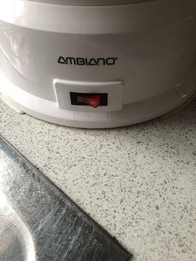 Electric potatoe peeler