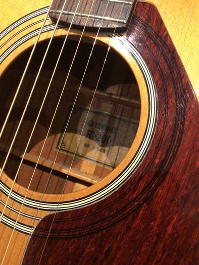 Yamaha fg200 vintage acoustic