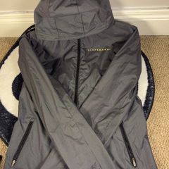 Nike Livestrong Running Series Woven Windbreaker