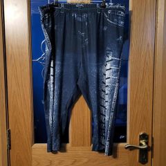 Navy & black cropped pants, Size 22