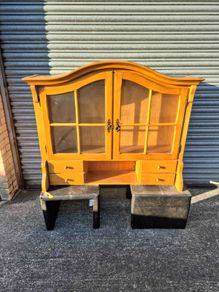 Tabletop Display Cabinet