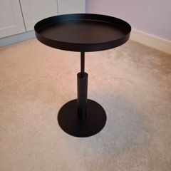 Black side end table