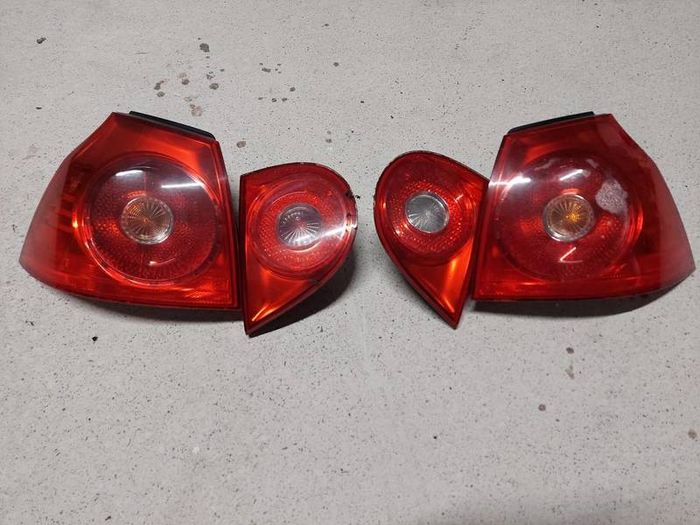 VW Golf MK5 lights