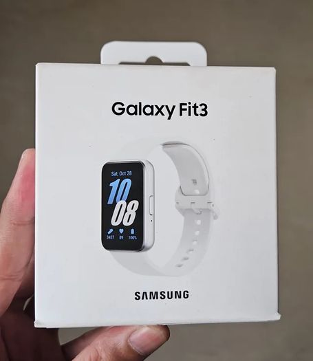 Samsungn Fit3 Silver SM-R390 (40mm) Smart Watch, Fitness Tracker, Health Monitoring, 3 Year Manufacturer Extended Warranty/ Brand New