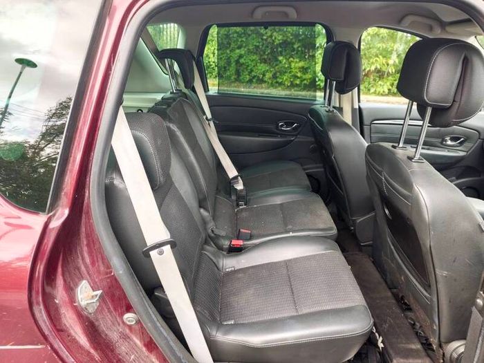 2012 Renault Scenic