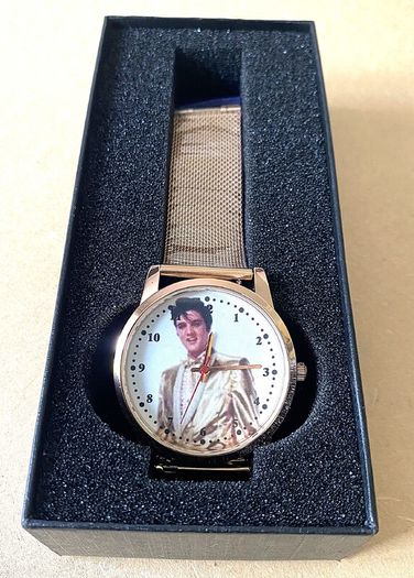 Elvis Rose Gold, 38mm dial