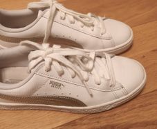 Puma Sneakers