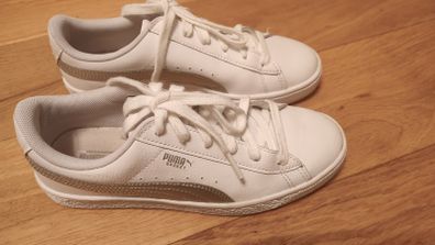 Puma Sneakers