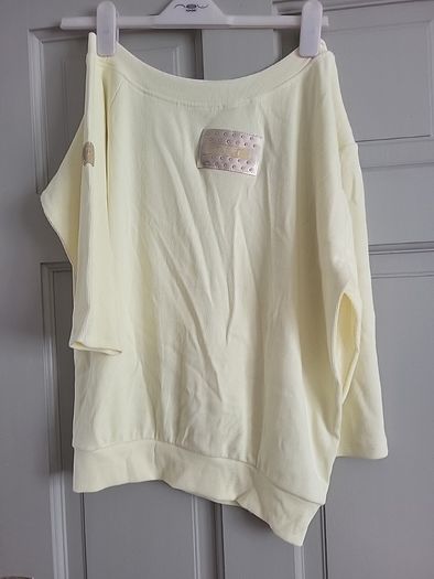 yellow top