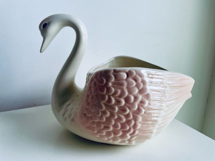 Vintage Style Pink & White Ceramic Swan Planter Vase 21cm