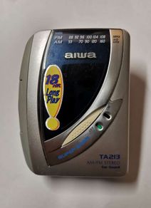 AIWA TA213 Cassette Walkman Player