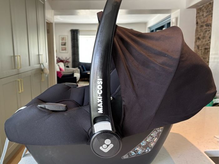 Maxi Cosi Cabriofix I-Size Baby Car Seat
