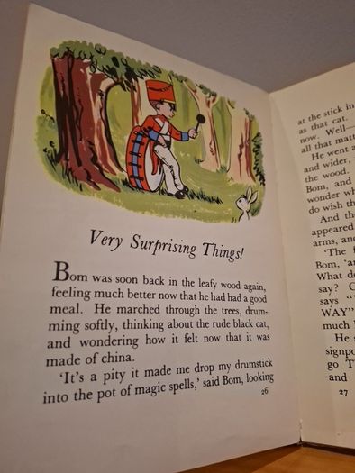 Enid Blyton Bom Book