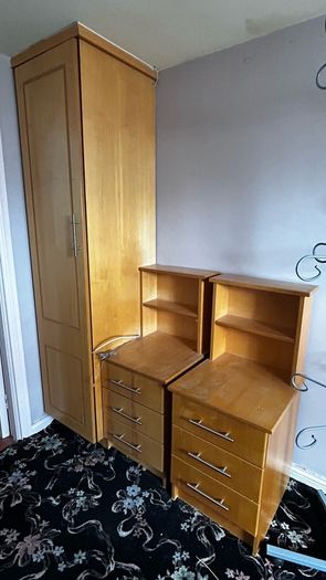 wardrobes , chest & full vanity