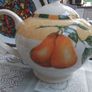 Large Churchill Teapot Image 2