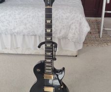 Gibson Les Paul studio gold