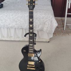 Gibson Les Paul studio gold