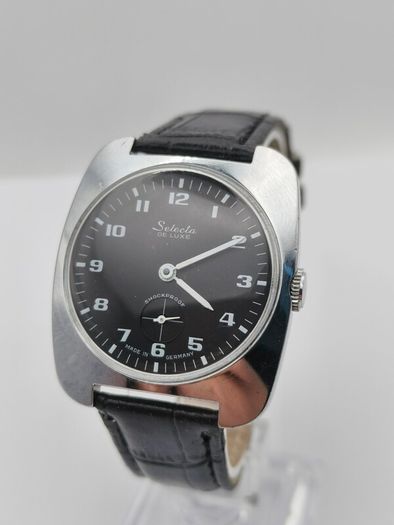 Vintage Selecta De Luxe Mechanical Watch  Excellent Condition