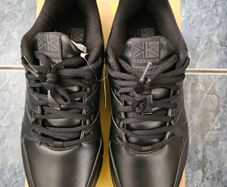 Black runners Karrimor