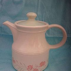 Tea pot