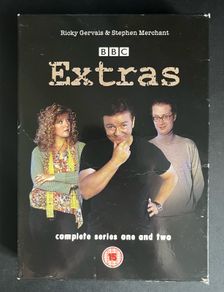 Extras Complete Series One and Two Box Set 4-disc [DVD]. Staring Ricky Gervais (Actor, Writer), Ashley Jensen (Actor).