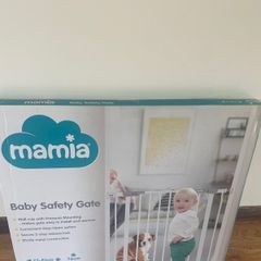 stair gate brand new