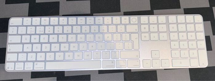 2024 M4 iMac - Blue