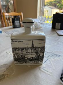 Unique drinks decanter