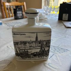 Unique drinks decanter