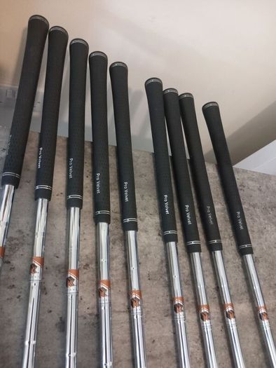 Knight vectra series Golf set Right handed clubs