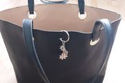Hand/Shoulder Bag .. Colour: Black