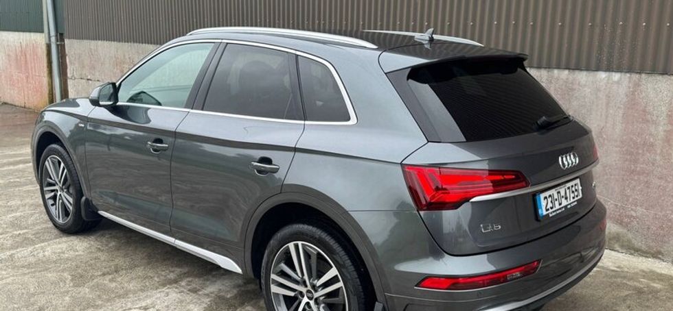 Audi Q5 40D S Line 204BHP Comfort pack 20