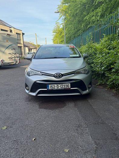 Toyota Avensis 2015