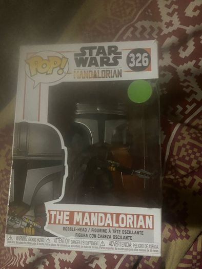 Star Wars: Funko pop The mandolorian with rifle