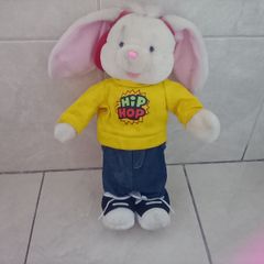 Hip hop bunny