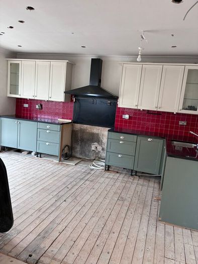 Kitchen -Cabinets, Worktops and Cooker hood
