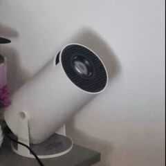 Projector Bluetooth with White Screen